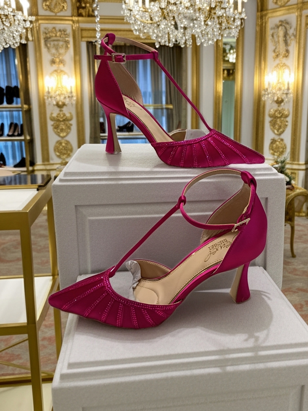 Jewel Badgley Mischka Fuchsia The Faithlyn Pump Satin T-Strap Pointed-Toe Heels